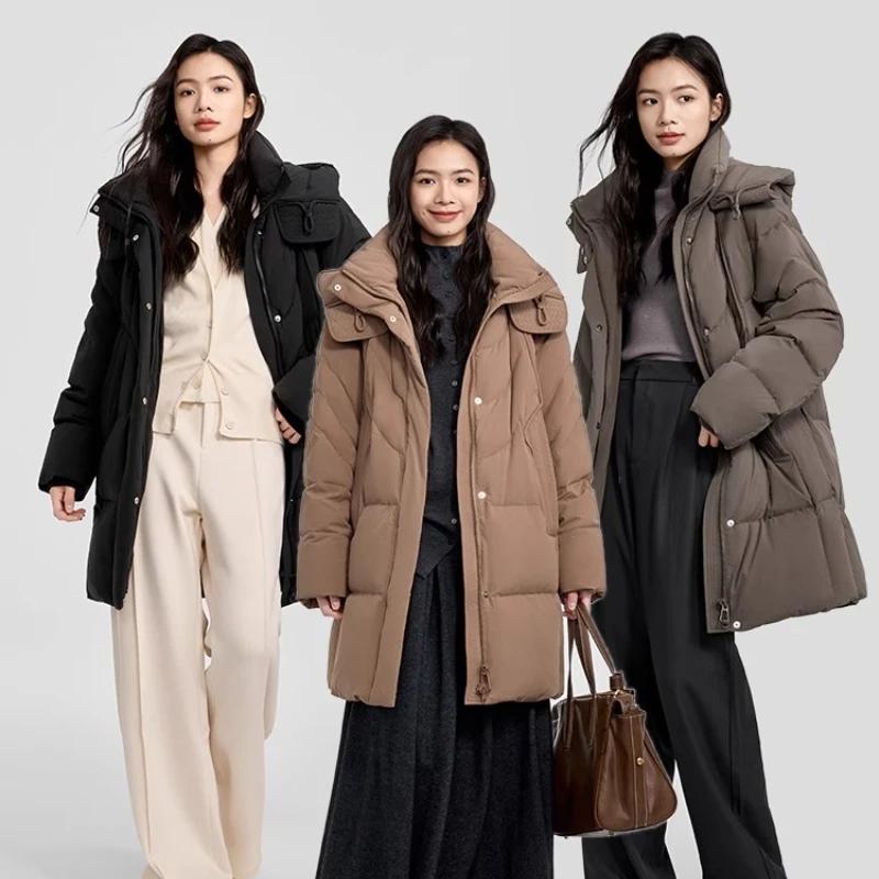 Chericom Mittellange, solide Daunenjacke mit befestigter Kapuze, Zwei-Wege-Reißverschluss vorne, gestrickte elastische Bündchen, schräge Taschen, Y308130Y