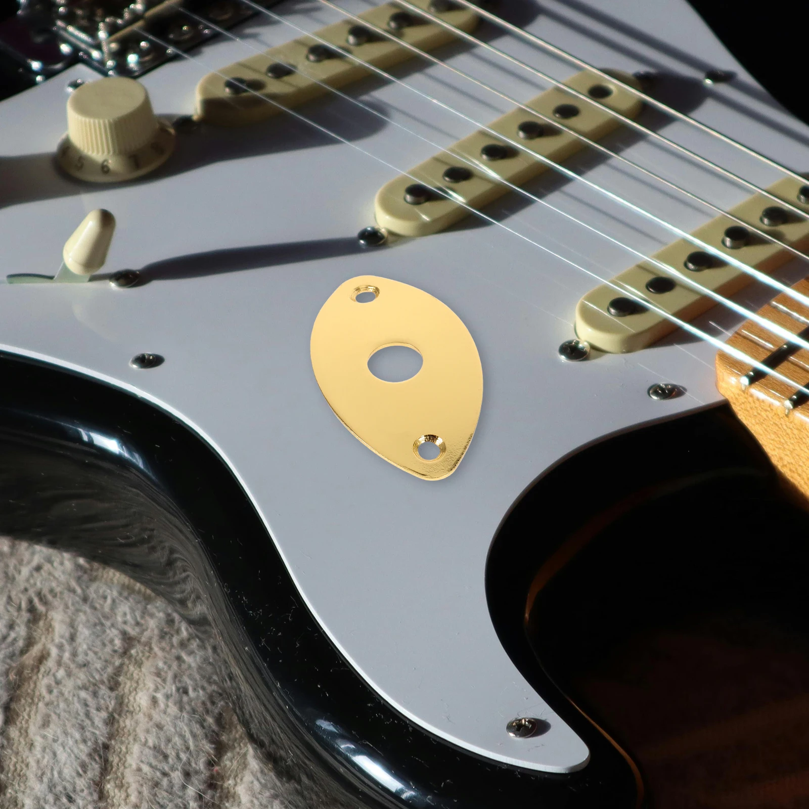 

Golden Socket Electric Guitar Bass Jack Plate Guitar Jack Socket Plate Durable Input Hardware Accessories Standard Fit