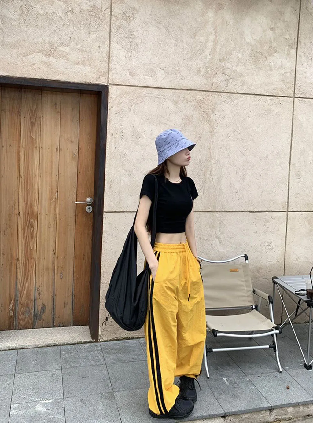 กางเกงกีฬาลายทางหลวมๆ ลำลองสำหรับผู้หญิง กางเกงคาร์โก้บางสำหรับฤดูใบไม้ผลิและฤดูใบไม้ร่วง แจ๊สลำลอง สตรีทแดนซ์ ฮิปฮอป