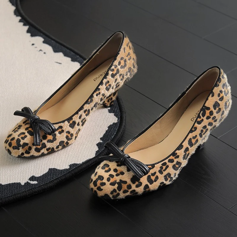 Zapatos Mary Jane de leopardo con punta redonda a la moda para Mujer, agradable arco, diseño de tacón de gatito, Zapatos de tacón de marca, Zapatos elegantes para vestido de banquete, Zapatos para Mujer