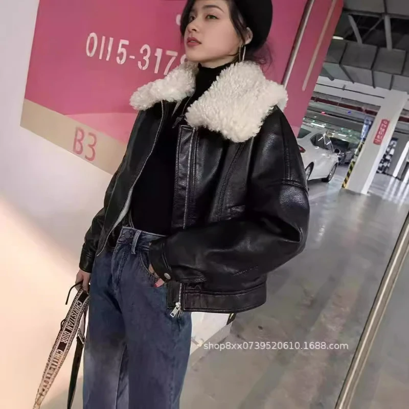 Jackets Women Elegant Furry Turn Down Collar Faux Leather Coats Streetwear Zipper Splice Pockets Jacket Lady High Street Winter