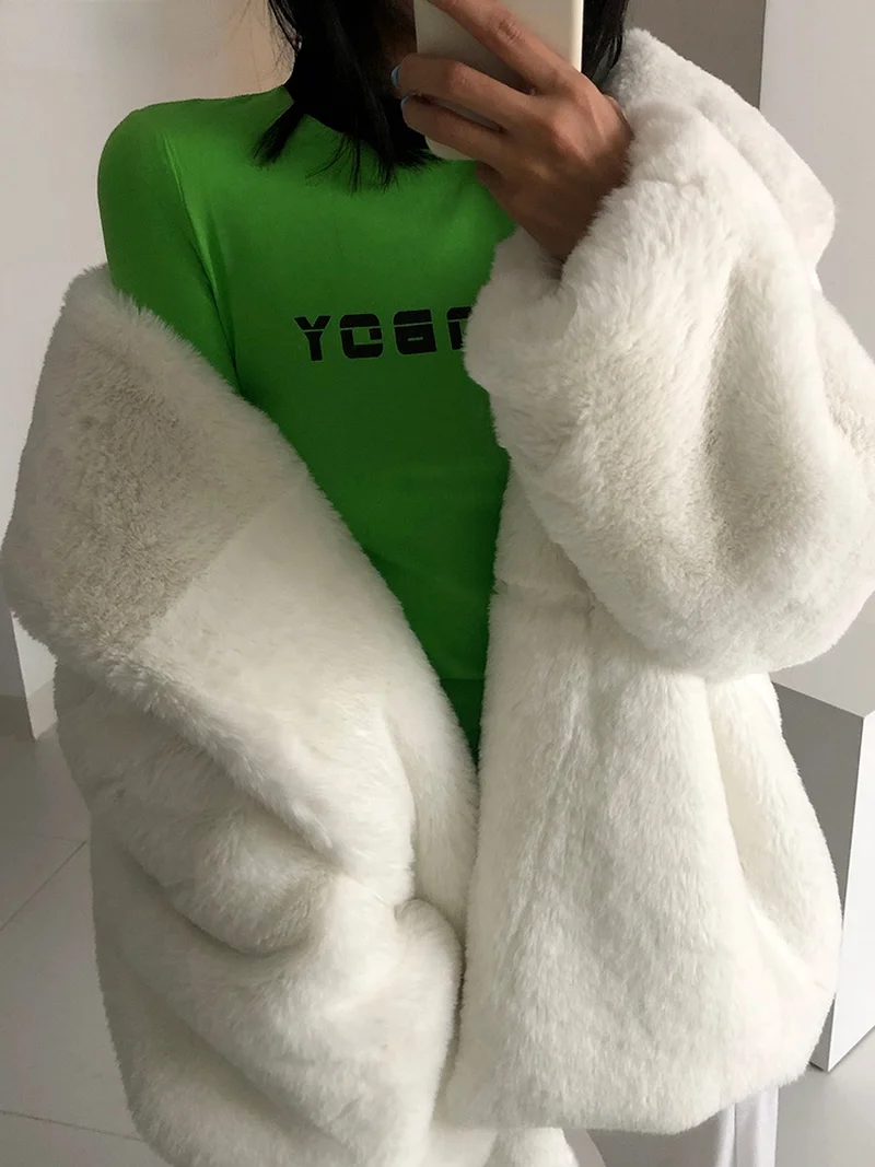 Wit Bont Jas Winter Oversized Dikke Warme Witte Pluizige Faux Fur Jas Vrouwen Losse Casual Stijlvolle Koreaanse Fashion Streetwear