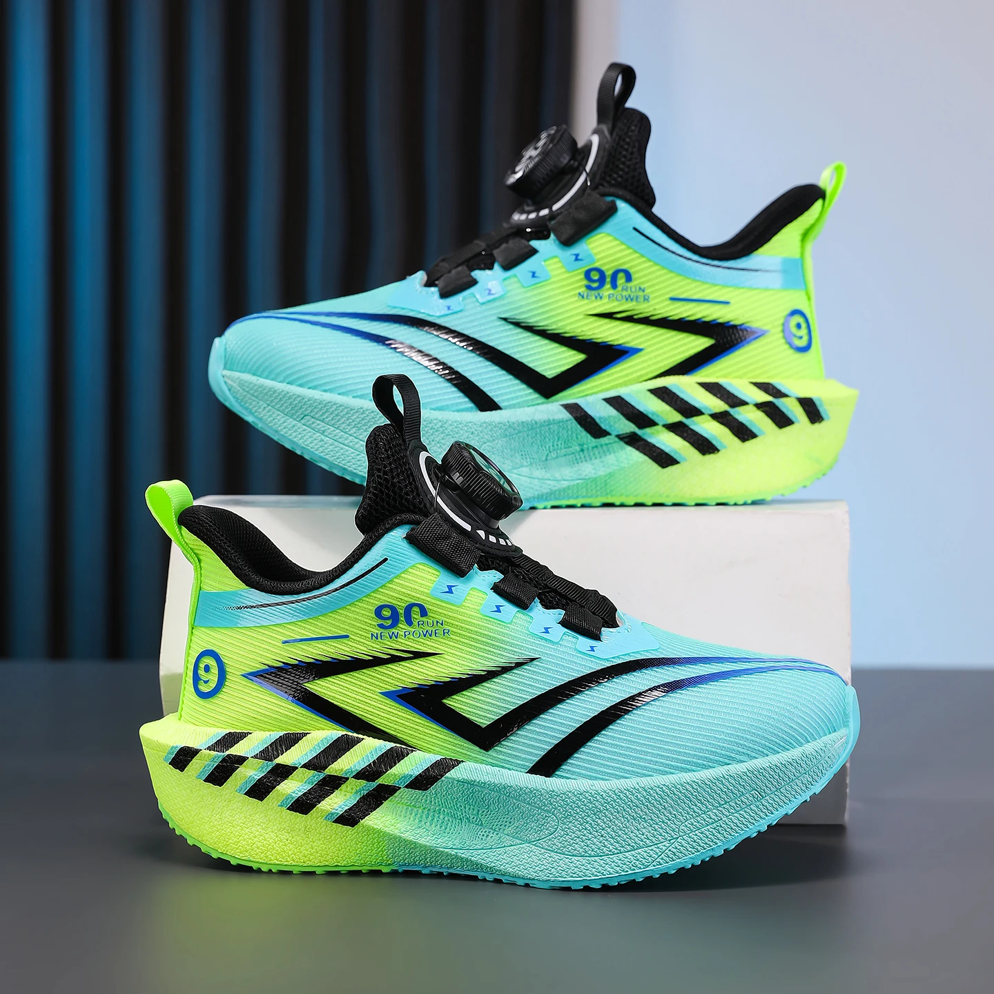 

Кроссовки для мальчиков Весна-Лето 2026 | Дышащие сетчатые нескользящие износостойкие повседневные спортивные кроссовки для подростков