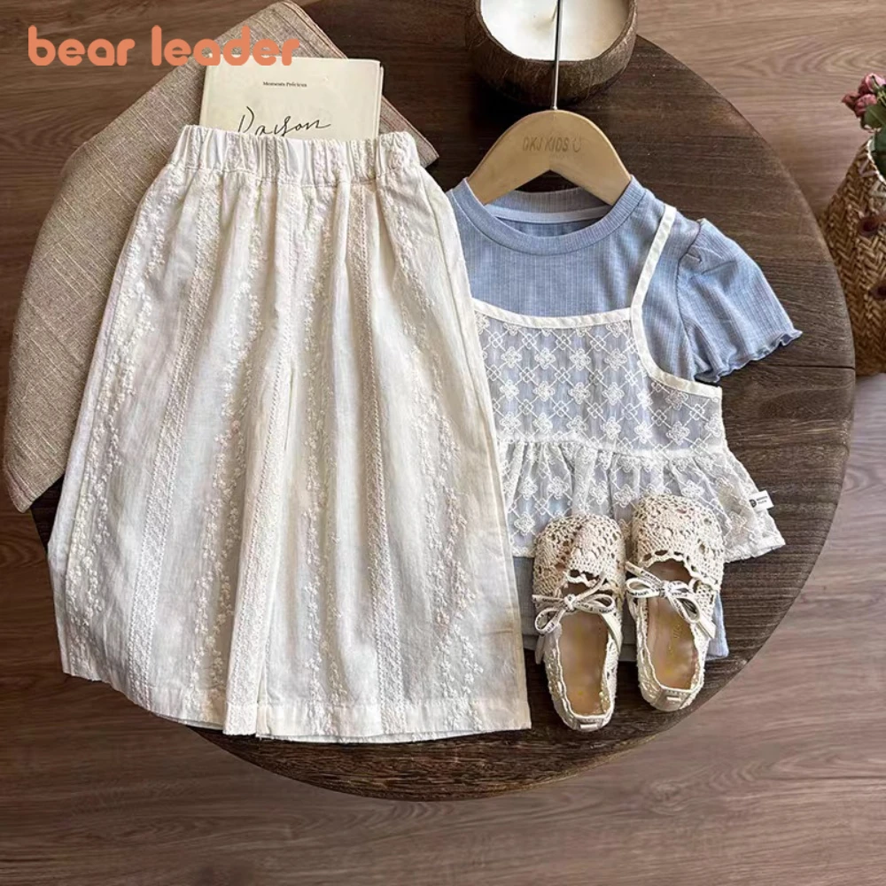 Bear Leader Summer New Kids Clothes Girls Sweet and Cute Lace Camisole Fake Two-piece Short Sleeved Top + Pants Child Sets