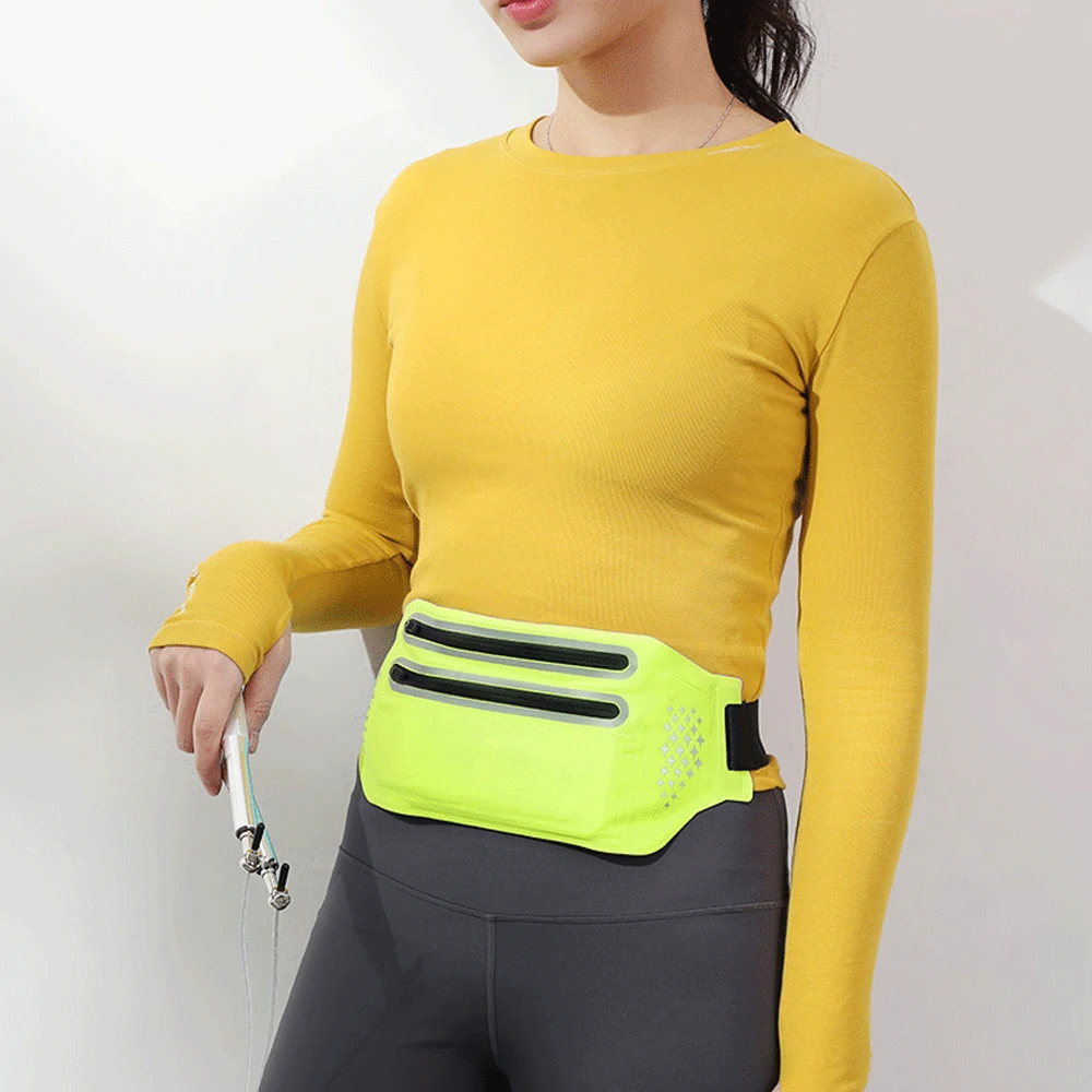 حزمة مراوح عاكسة مقاومة للماء مع فتحة لسماعة الأذن وجيوب متعددة - حقيبة خصر قابلة للتعديل لتشغيل حفلة اللياقة البدنية والسفر