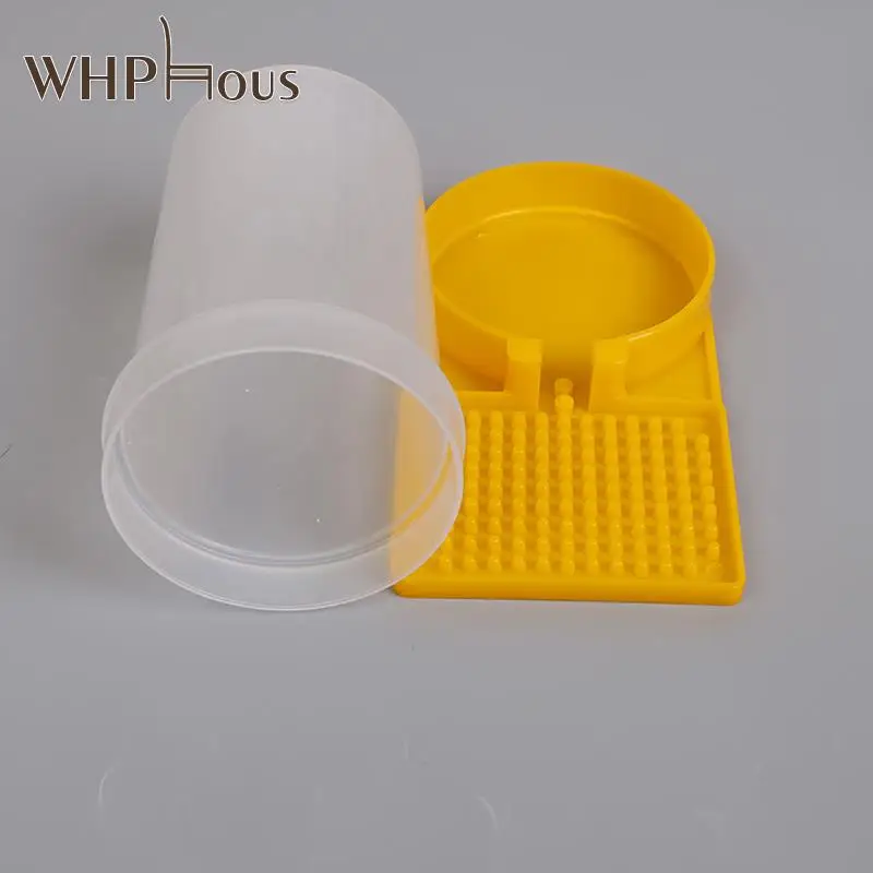 1PCS Beehive Beekeeping Water Dispenser Bee Drinking Beekeeping Equipment Honey Beehive Entrance Feeder Nest Beekeeper Tool