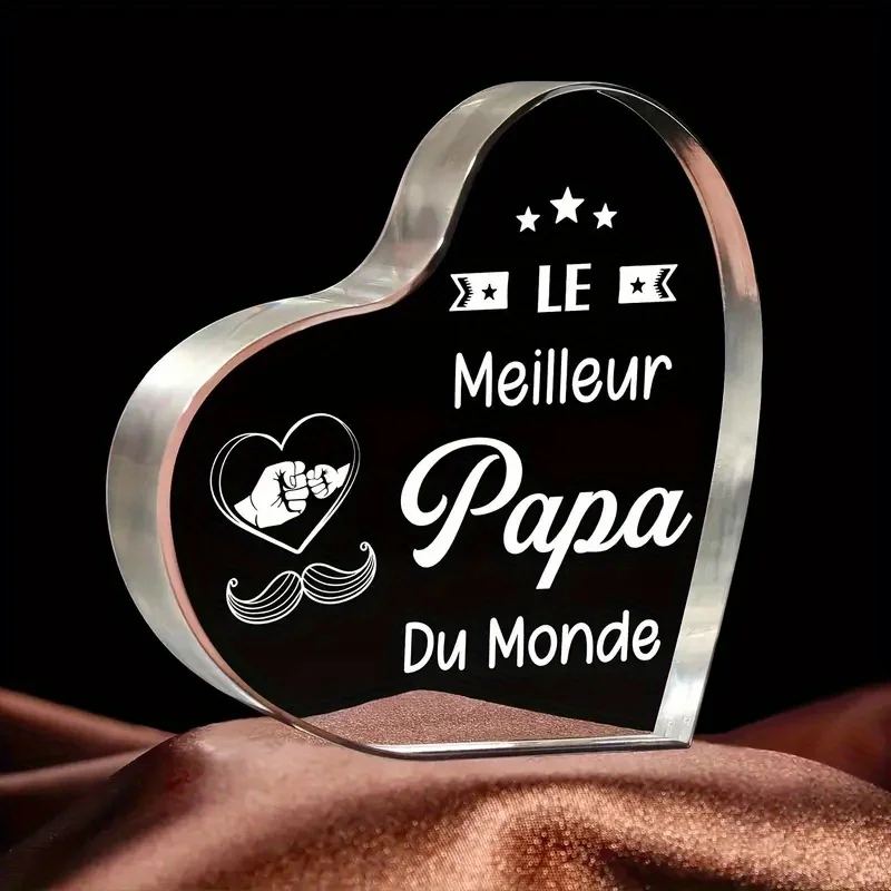 

Акриловый декор «Лучший в мире папа» — идеальный офисный подарок на День отца и коллекционный