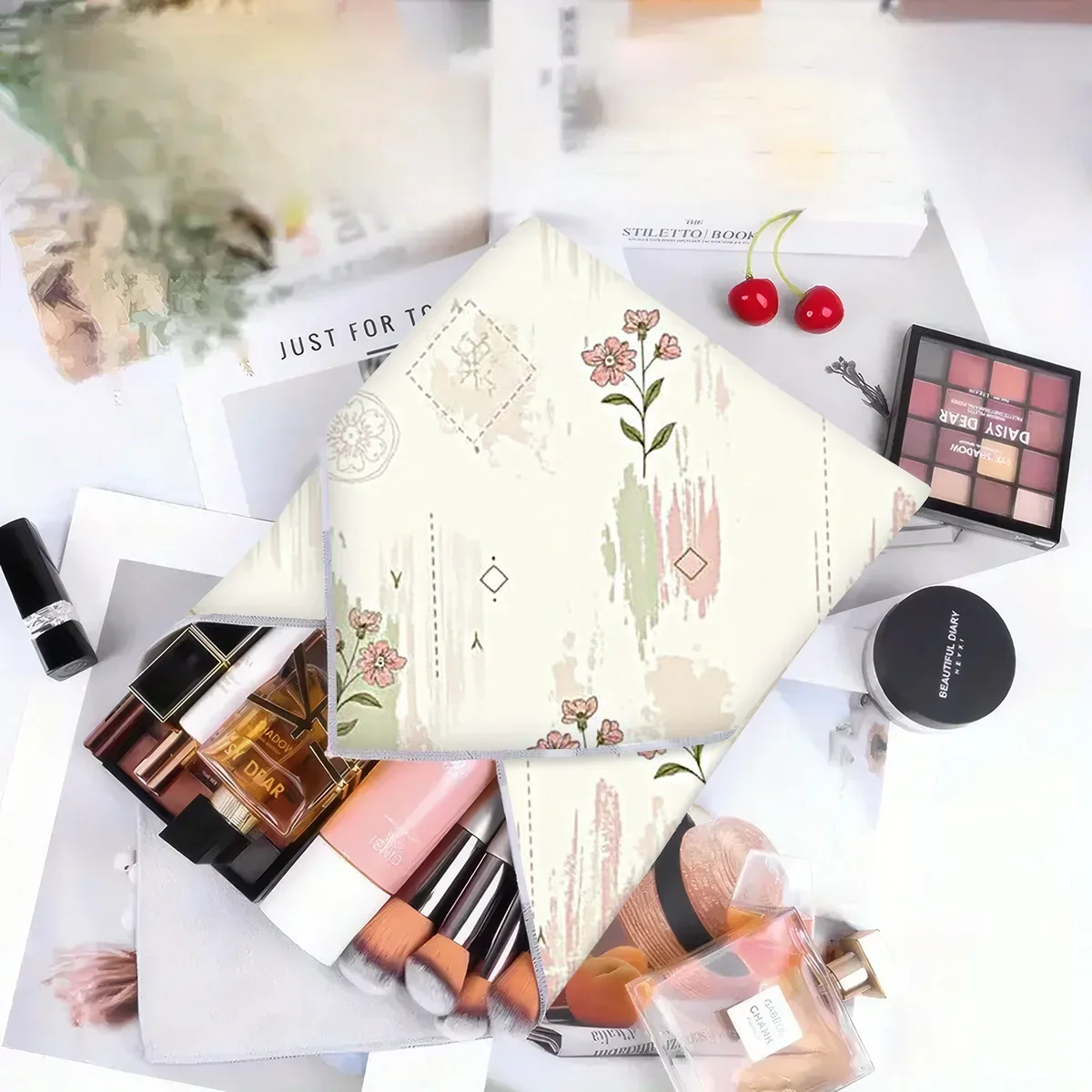 Watercolor Lavender Blue Floral Greenery, Anti-Escape Anti-Cat Scratch Trimming Beauty Camera Tablet Protection Bag