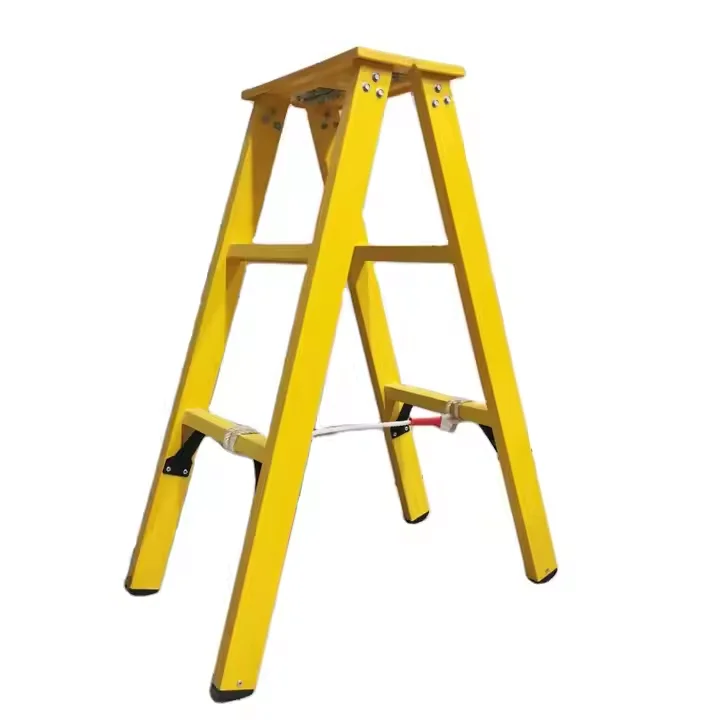 Opvouwbare antislip geïsoleerde glasvezel trapladder