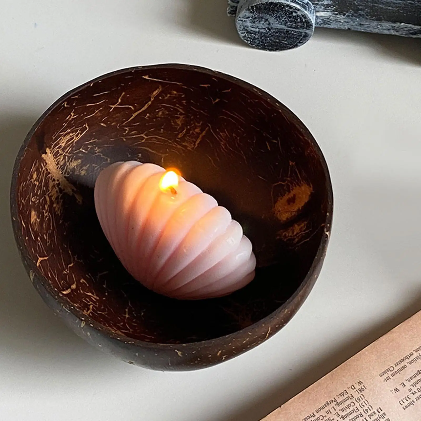 Naturally Unique Coconut Shell Bowls Eco Friendly Odorless Reusable for dessert for breakfast Tableware