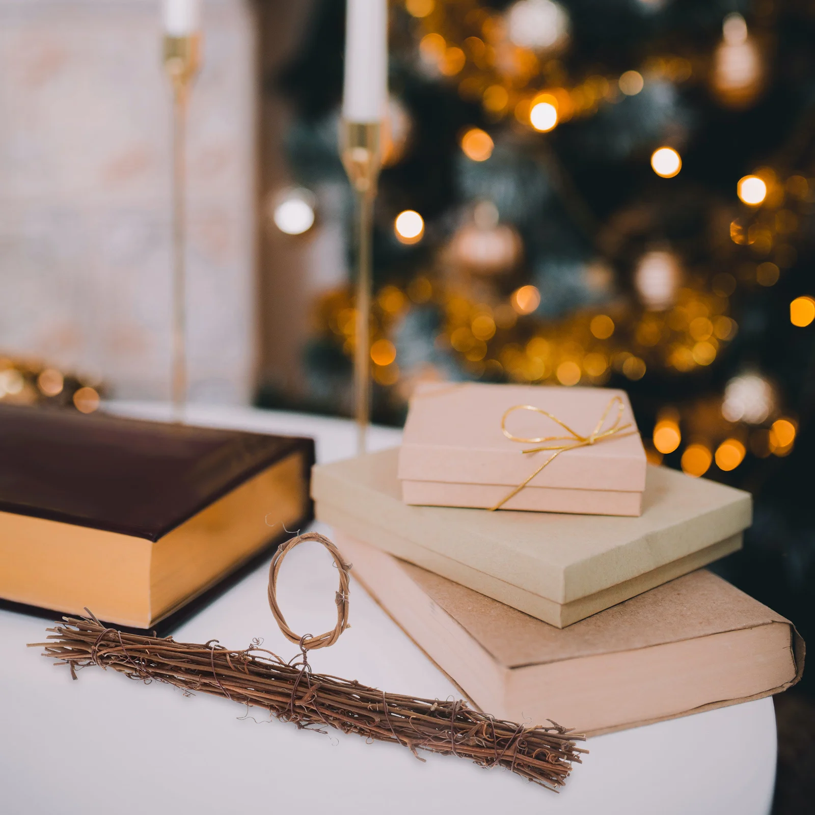 

2Pcs Natural Rattan Christmas Ornaments Hanger Shape DIY Wreath Frame Decoration for Home Tree Window Door Festive Vine Craft