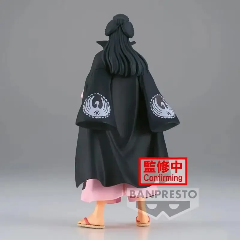 ของแท้จาก Bandai Banpresto วันพีซ ซิกซ์ทีมส์ DXF อิซู ฟิกเกอร์ PVC ของสะสม ของเล่น ของขวัญ