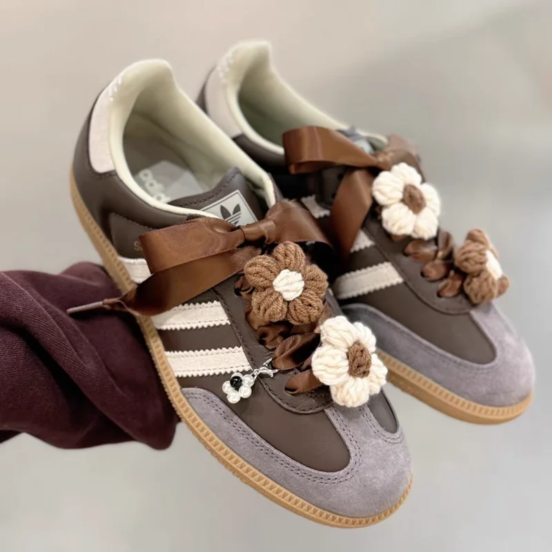 Satin Finish Shoelaces Combine Autumn Winter Maillard Brown Knitted Flower Laces Buckles DIY Decorat DE Training Sneakers Shoes