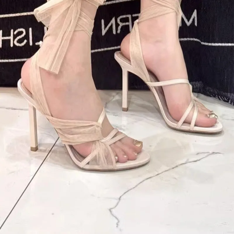 Summer New Mesh Cross Strap One Line Buckle Roman Sandals Women\'s Fine Heels Open Toe Temperament High Heels