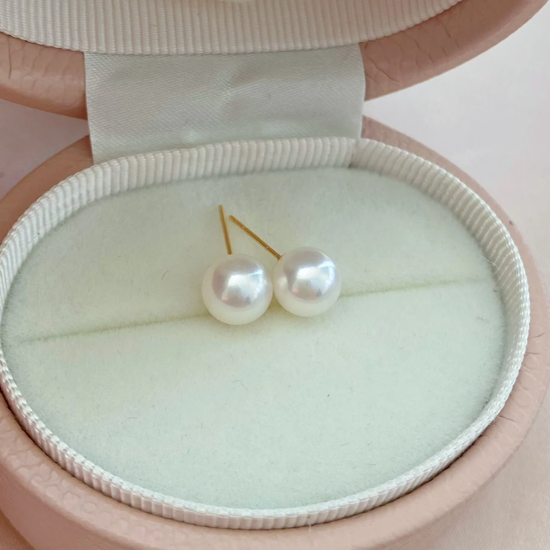 Classic pearl natural white pearl earrings 925s AAAA9-10mm/10-11mm