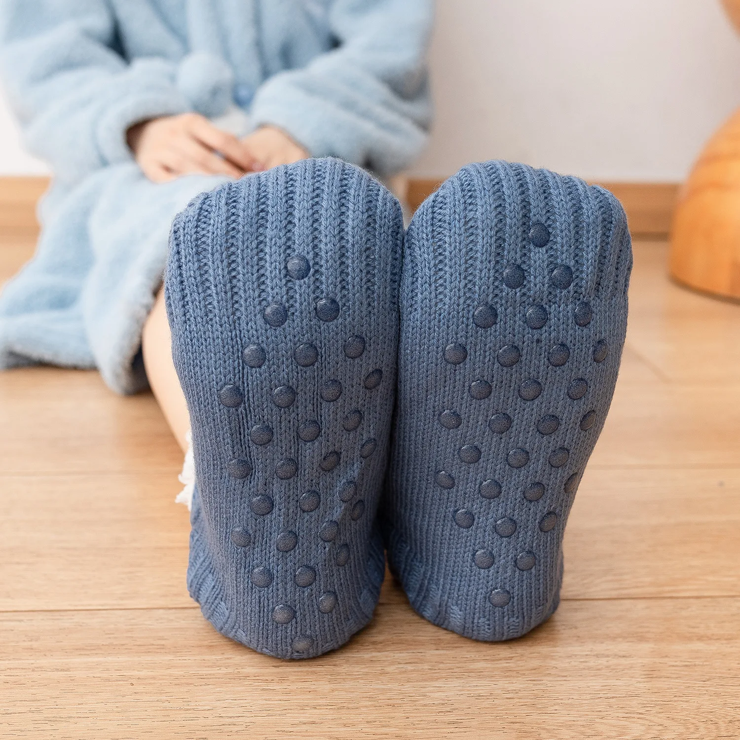 1 Pairs New Woman Slipper Socks Winter Warm Short Cotton Thicken Home Sleeping Soft Non Slip Wool Yarn Grip Fuzzy Floor Socks