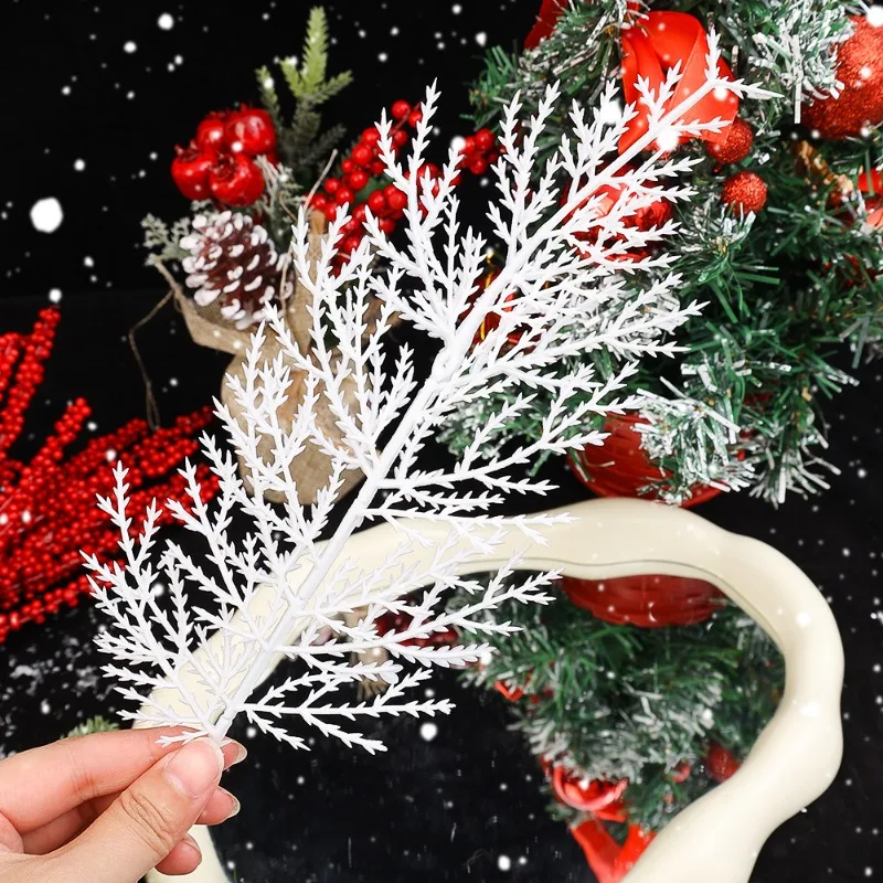Artificial Christmas Snow Pine Needles Christmas Fake Snow Pine Needles Branch Party Wreath DIY New Year Gifts Table Decoration