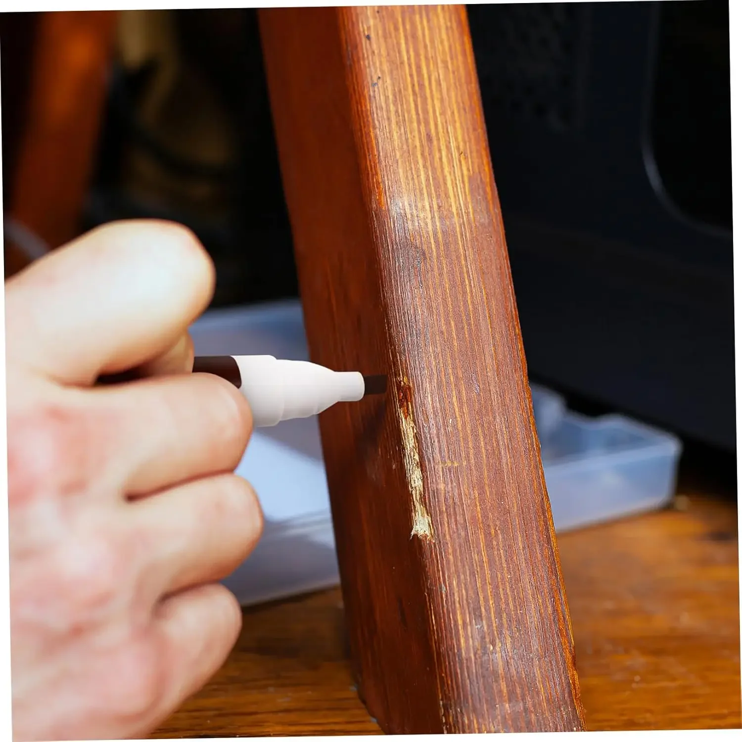 Furniture Repair Pen Wood Scratch Touch-up Marker Portable Coloring Repair Pen Waterproof Wood Filler for Cabinet Tables Floors