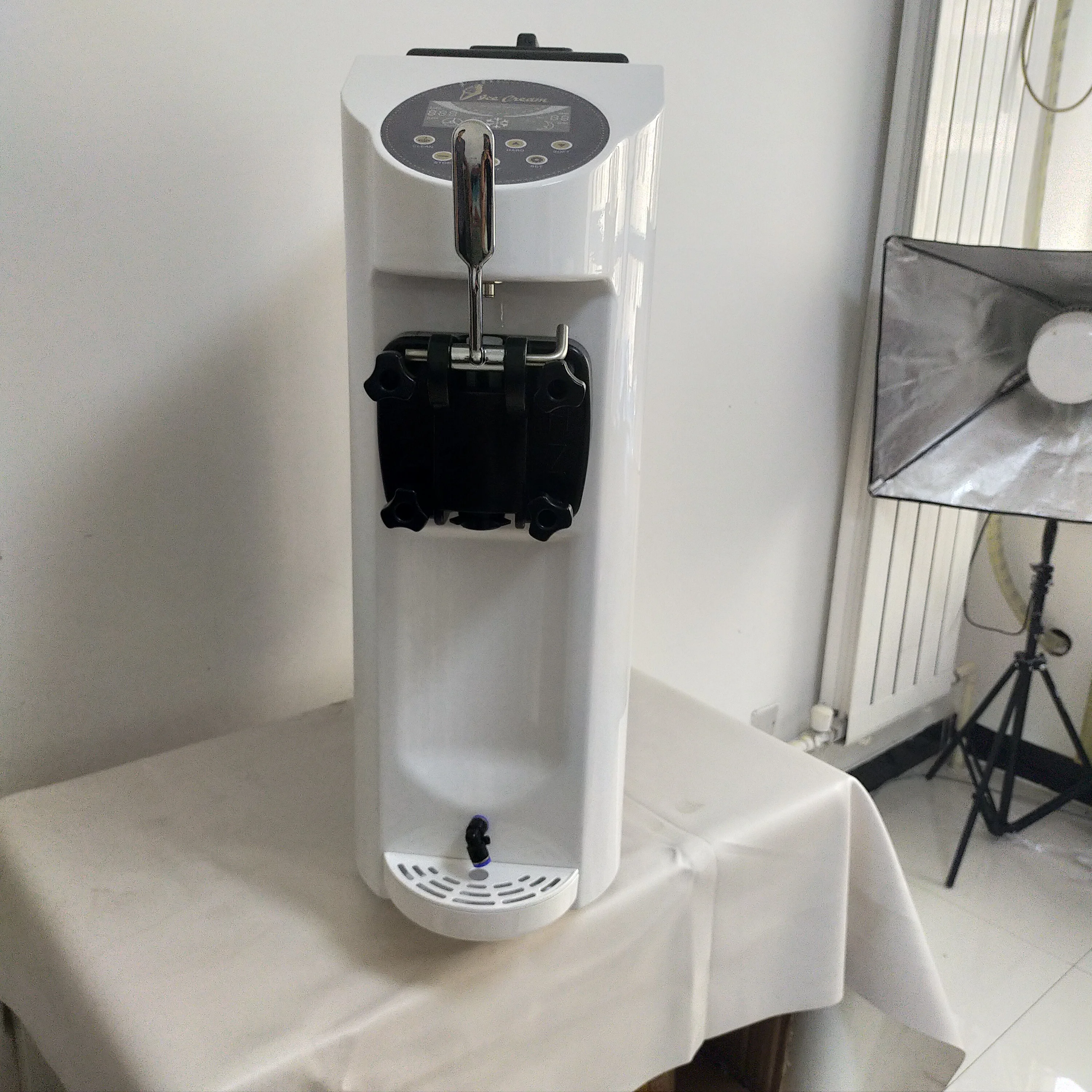 Ice Cream Machine Commercial Soft Ice Cream Machine Single Head Automatic Ice Cream Maker Small Cone Machine