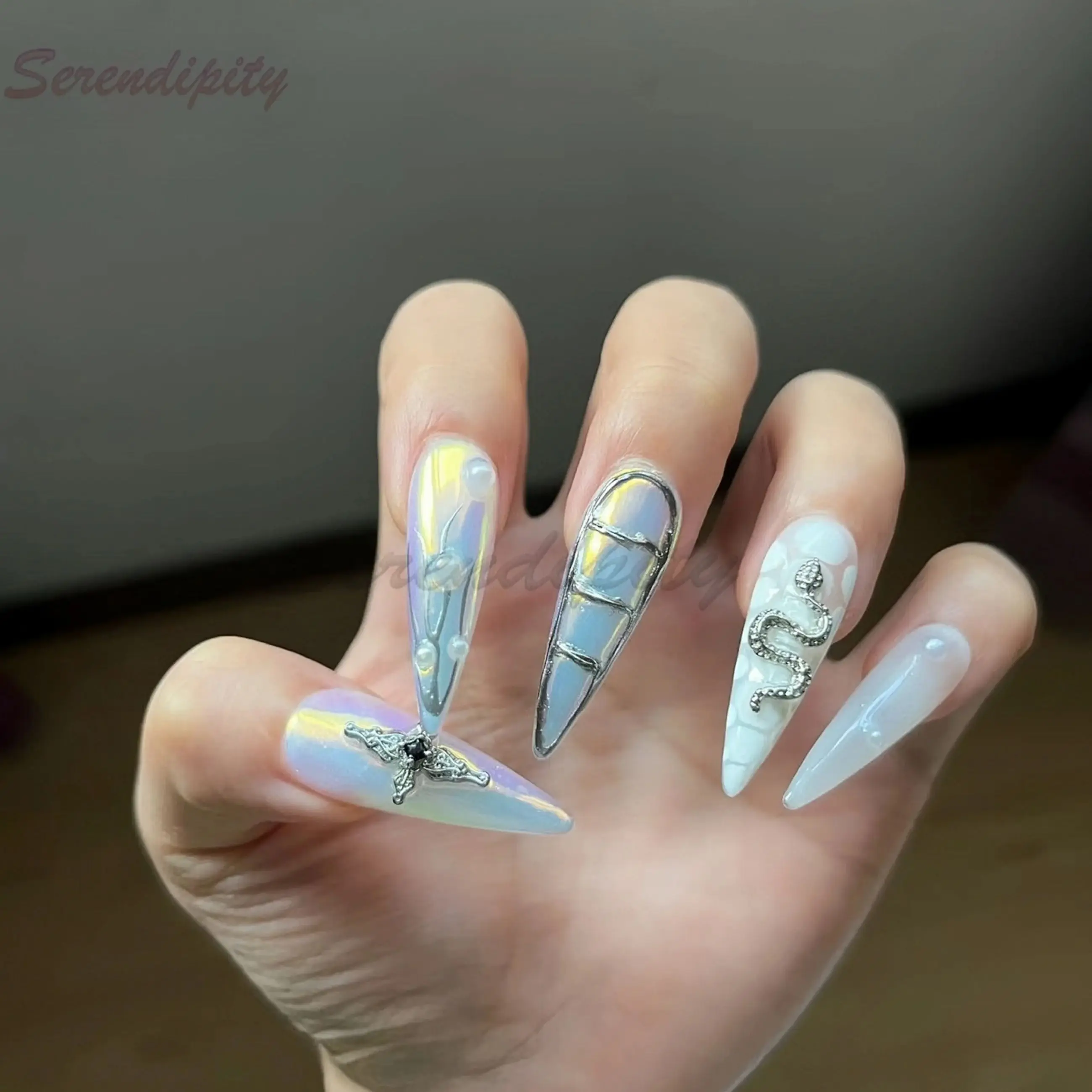 10szt Ręcznie robione sztuczne paznokcie Długie migdałowe sztuczne paznokcie Cool Nails Ballerina Diamond Press on Nails Design z zestawem samoprzylepnych pilników do paznokci