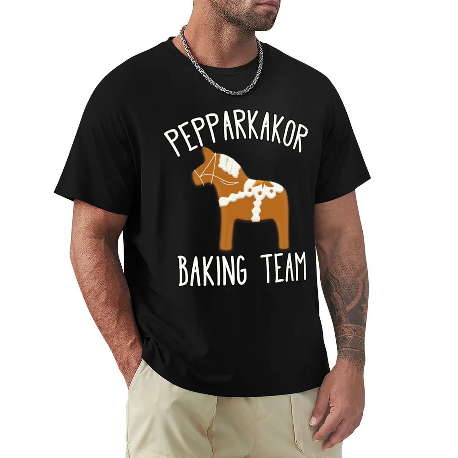 Pepparkakor Baking Team Swedish Christmas Cookies Dala Horse T-Shirt Heavy Duty Casual Work Tee
