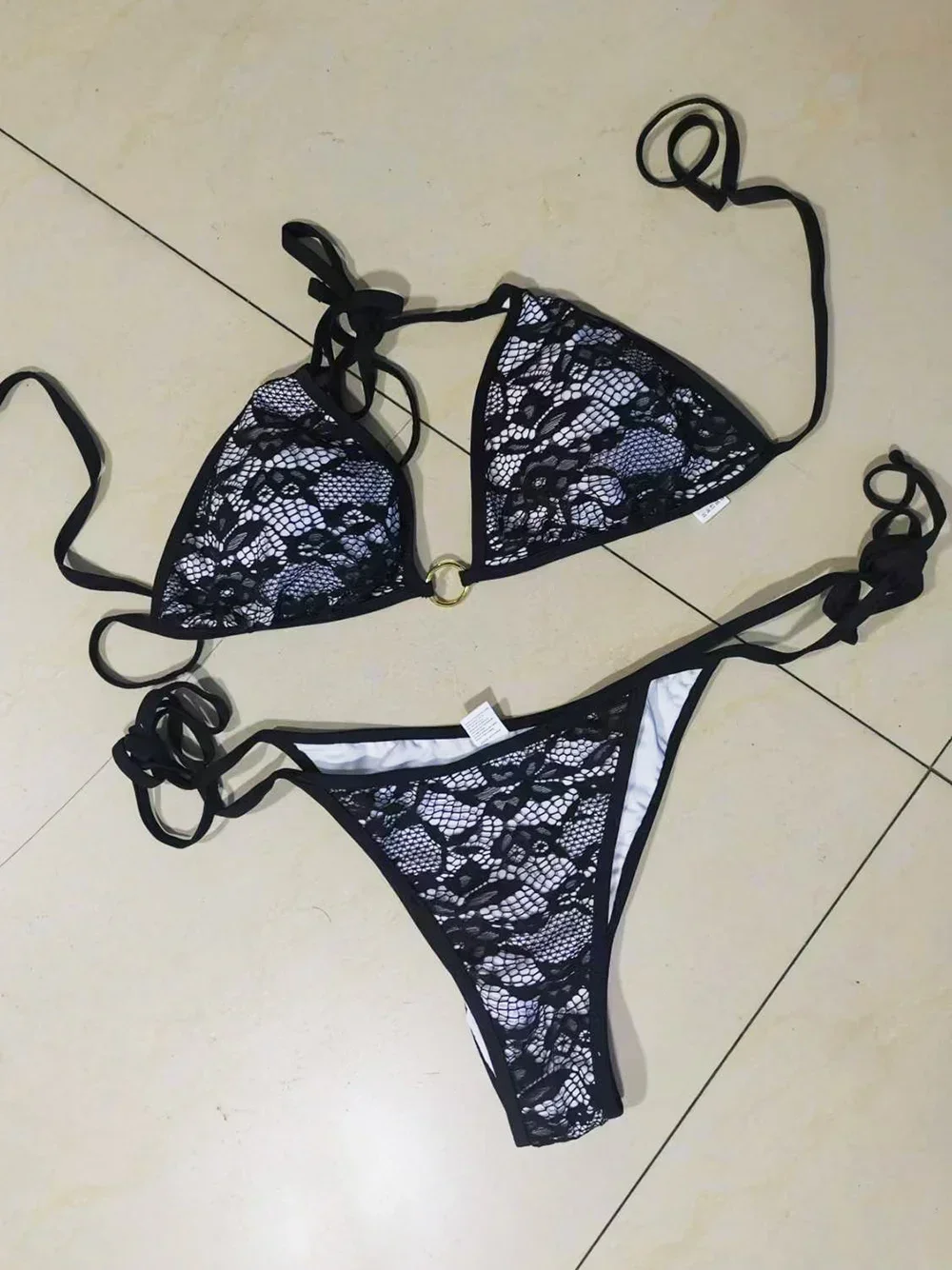 セクシーな三角形プッシュアップビキニサイドストリングビキニ女性用レース水着リング連結水着パッド入りツーピース水着ビーチウェア