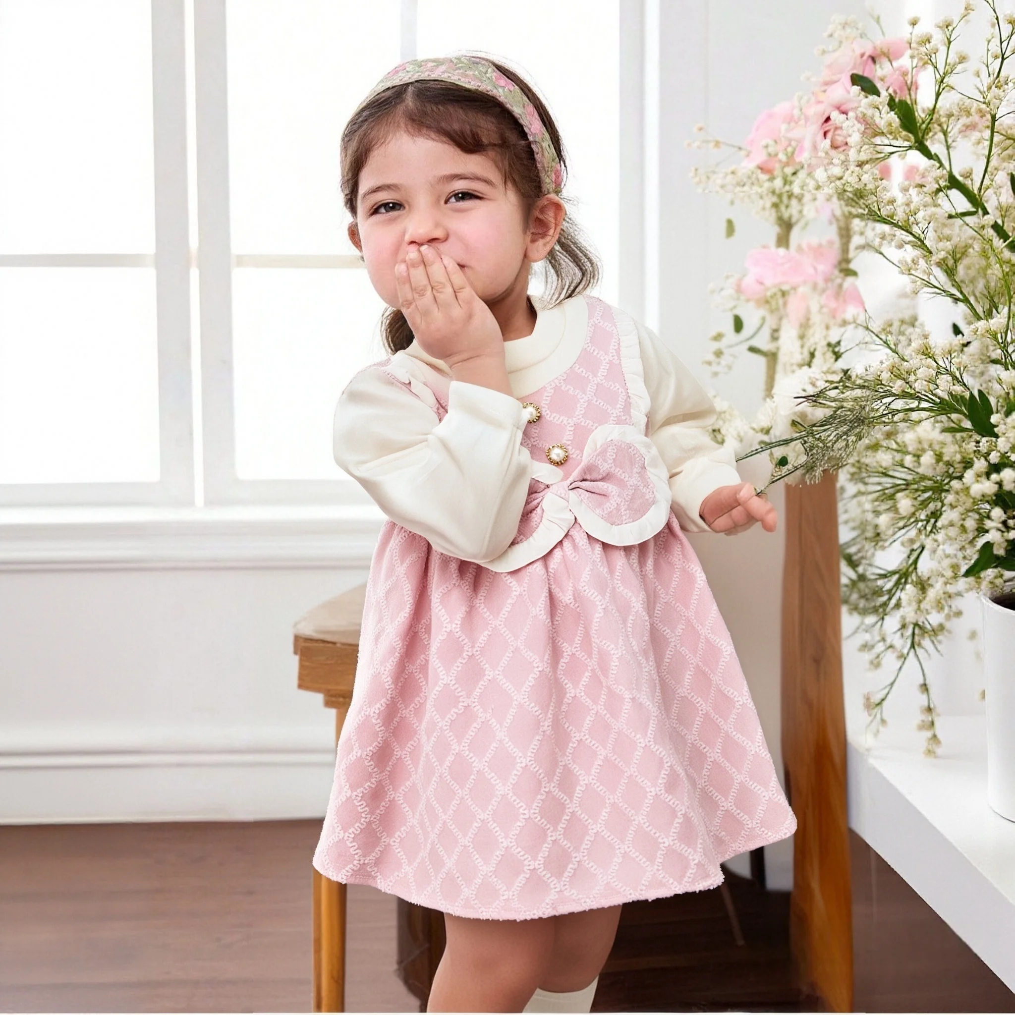 

Платье для маленьких девочек, весенне-осенняя новая детская одежда из двух предметов с длинными рукавами и милым бантом (0-3 лет)