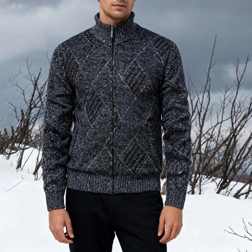 

With Pockets Plush Lining Outdoor Cardigan Male Outerwear Men Sweater Coat Stand Collar Long Sleeve Zipper Closure Winter Jacket