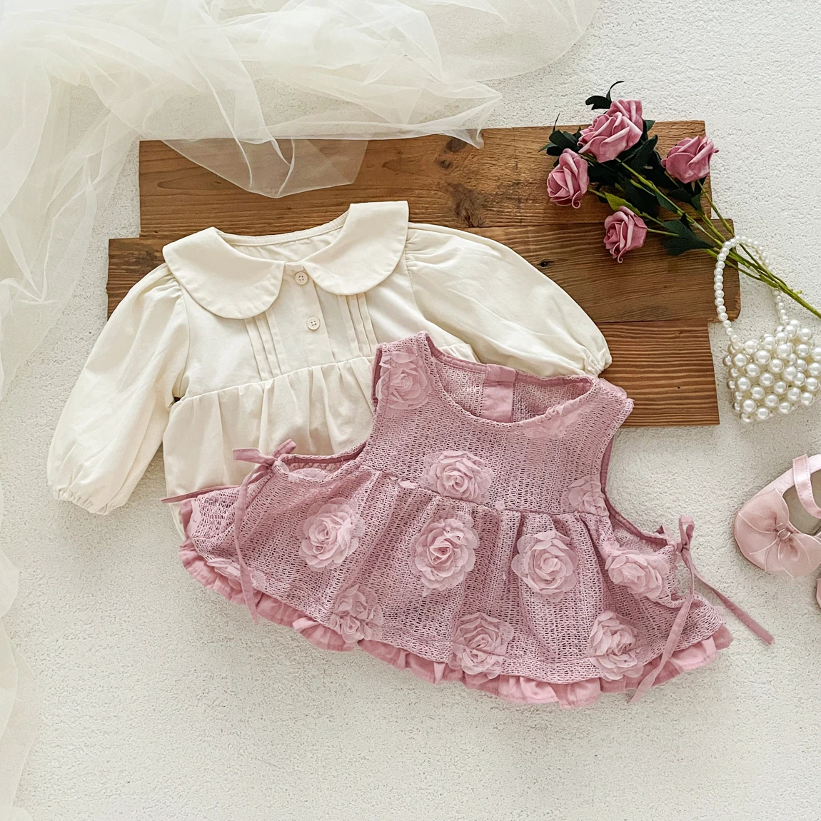 Autumn and Winter Baby Female Infant Korean-style Long Sleeve dress Rose Lace Vest Contrast Two-piece Suit