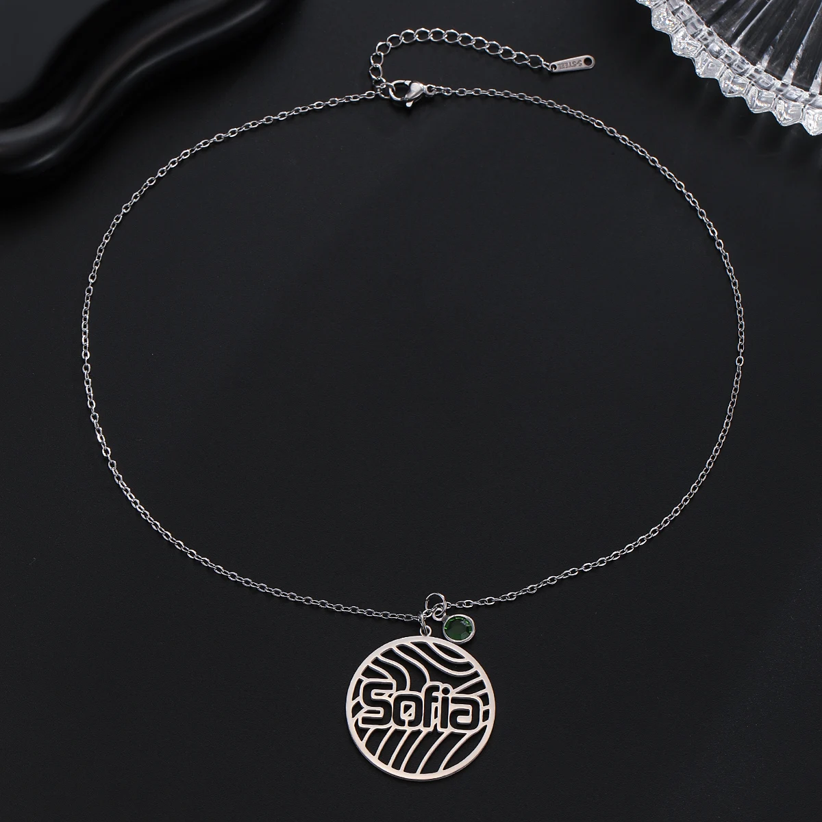 Todorova, collar corrugado hueco Circular de acero inoxidable con nombre personalizado, collar con colgante de moda para hombres y mujeres