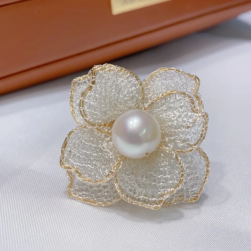 

SGARIT A Gold-edged Flower Pearl Ring Adjustable 14K Gold Filled Natural Pearl Jewelry Handmade Knuckle Ring for Women