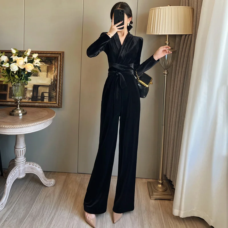 Women's New Stitched V-Neck Retro Fashion Solid Color Slim Fit Wide Leg Jumpsuit