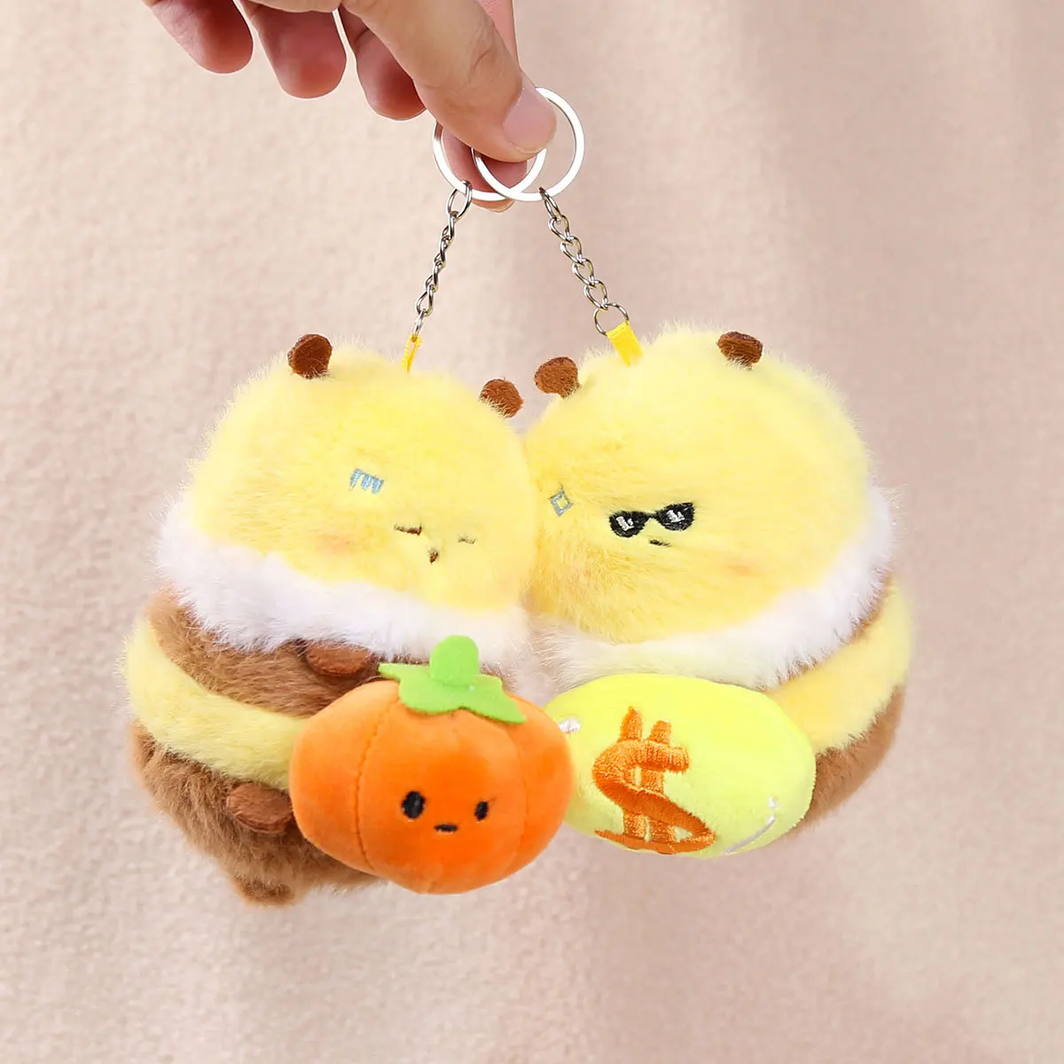 Creative Funny Pull-out Plush Bee Toy Pendant Keychain Cartoon Anime Bee Plush Stuffed Doll Bag Decor Gift Pendant Keyring