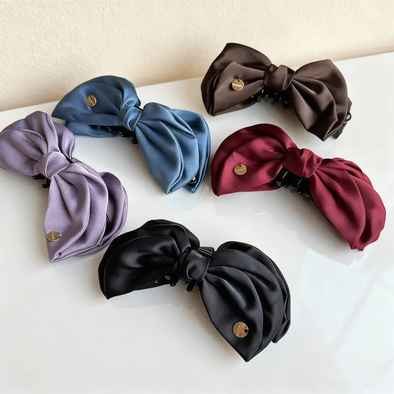 

Satin Bow Banana Clip for High Ponytail – Volumizing Hair Claw, Elegant Women's Hair Accessory for Thick & Full Hair 1pc