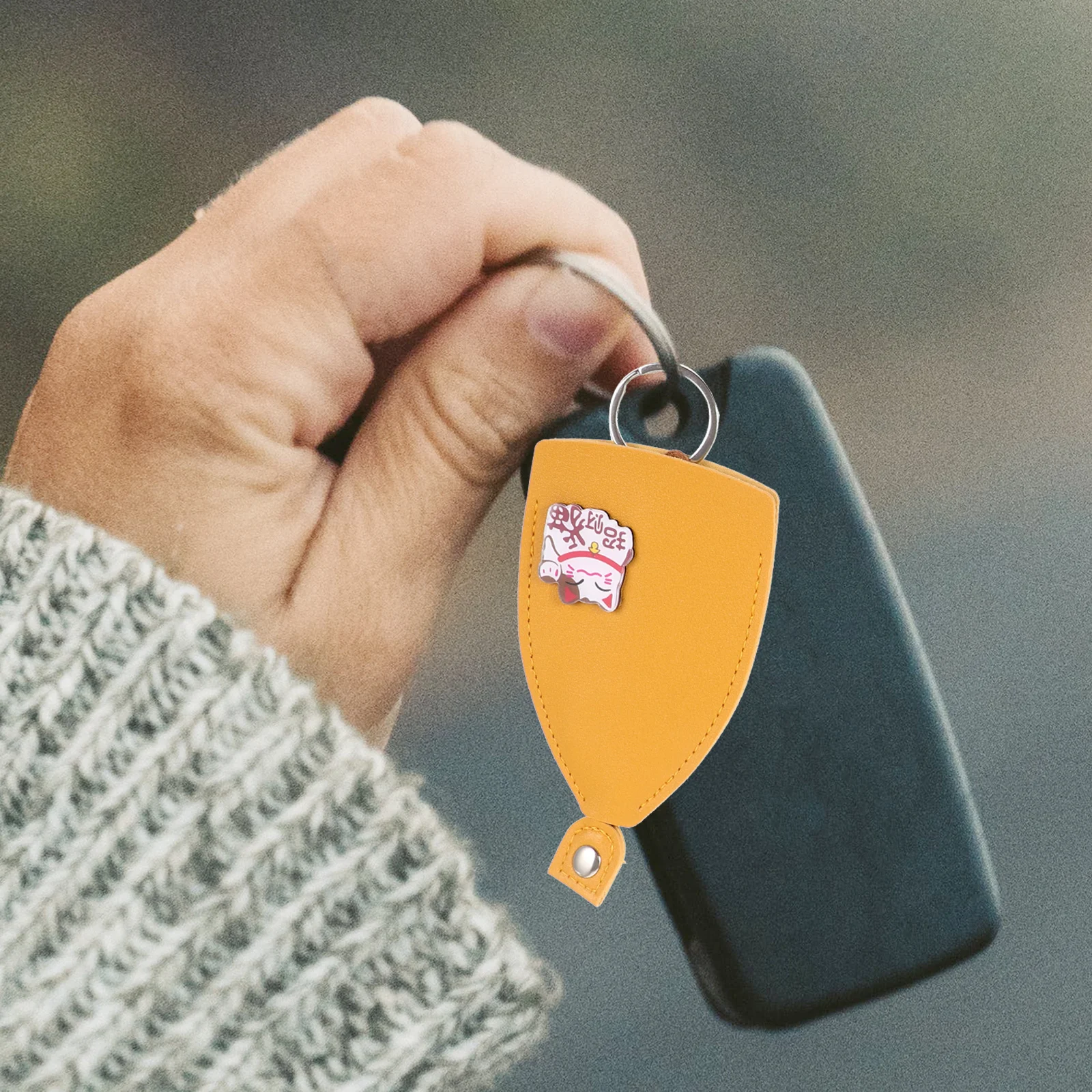 

4Pcs Car Key Fob Cover PU Protective Case Pull Out Sleeve Portable Key Organizer Pull Out Sleeve for Car Keys