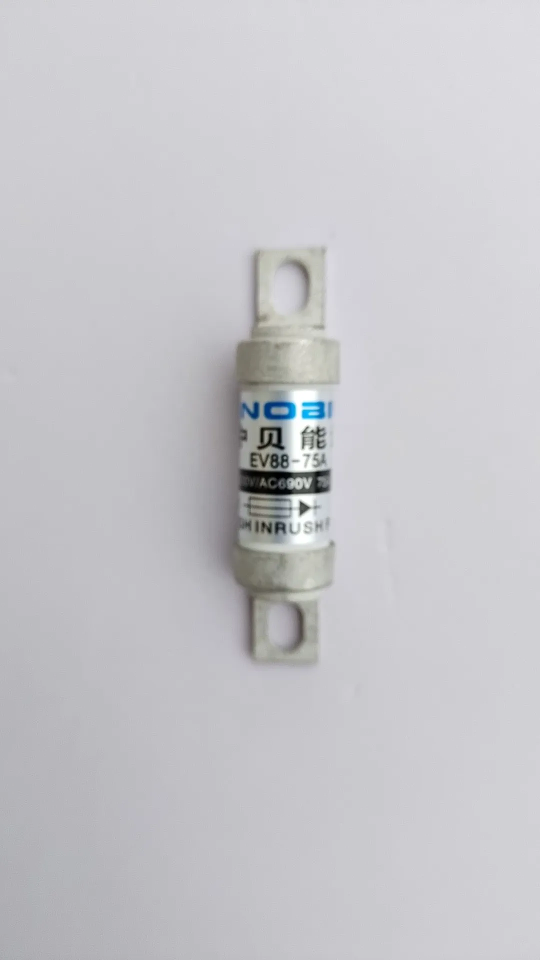 

2PCS New energy vehicle fuse EV88 20A32A63A75A 690VAC500VDC fuse