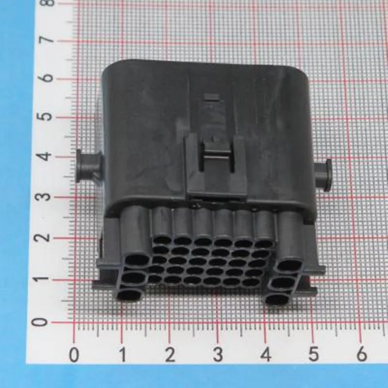 5/10PC STE original connector 1743062-2 36pin 4mm 5 Latch Holder, Receptacle black wire installation, free hanging, through-hole
