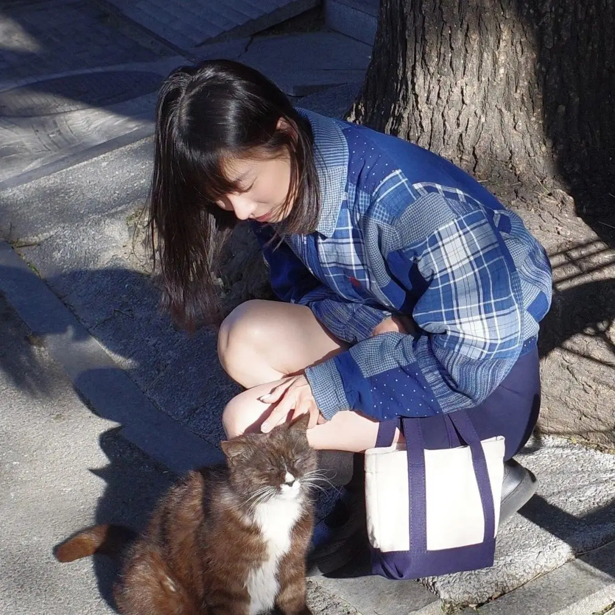 

2025 Unisex Couple Denim Cotton Two Tone Runway Limited Embroidered Jacket Luxury Retro Durable Soft Casual Travel Outdoor Coat