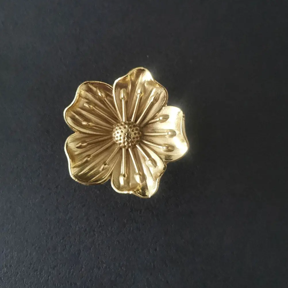 Brass Flower Drawer Knobs Gold Tone Vintage Cabinet Pulls for Dressers, Wardrobes, Bathroom & Kitchen Furniture Decor