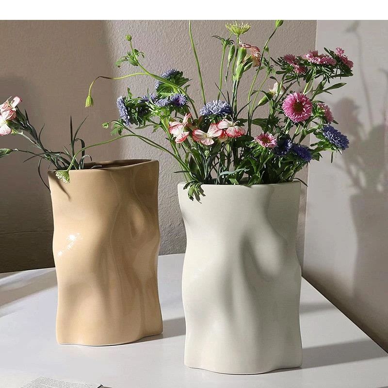 Abstract Artwork Pleated Bag Shape Vase Ceramic Flower Pots Desk Decoration Artificial Flowers Decorative Floral Arrangement