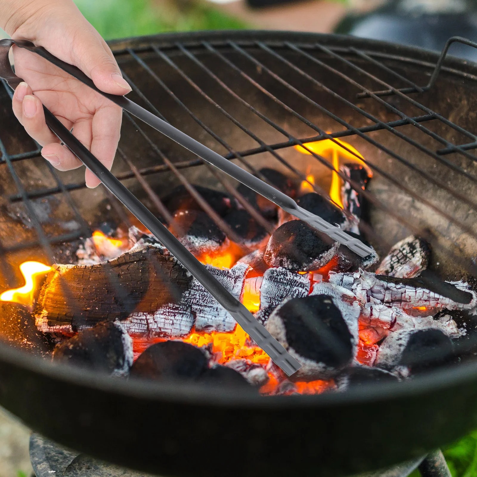 

2Pcs Carbon Clamp Pliers Heavy-Duty Long Handle Bbq Tongs for Outdoor Camping Grilling Metal Barbecue Tools Black