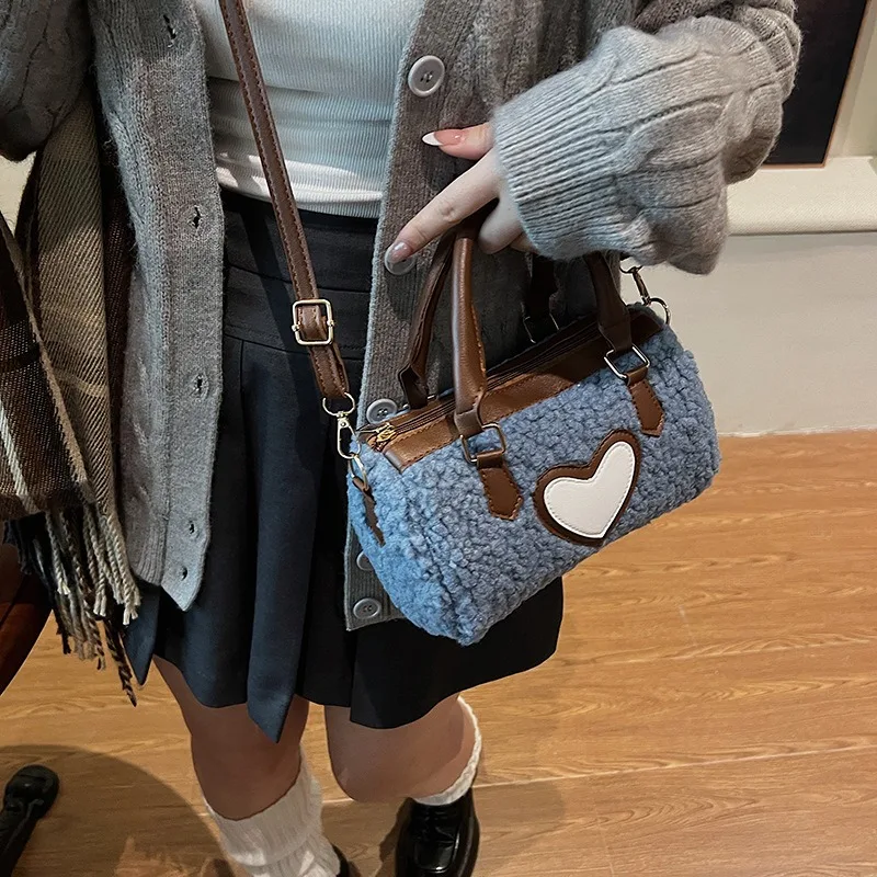 2024 New Lambswool Heart Splicing Shoulder Bag For Women Plush Handheld Small Cylindrical Bag Niche Design Crossbody Bag Handbag