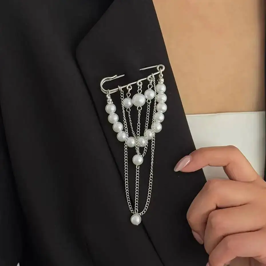 Ingemark New Elegant Imitation Pearl Brooches Women Trending Multi Layer Metal Chain Tassel Brooch Shirt Collar Lapel Suit Pin