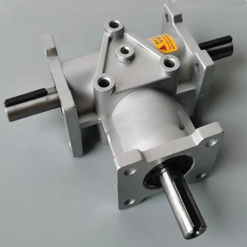 

Umbrella Gear Steering Gear Small Right Angle Commutator ARA1 Bevel Gearbox T-shaped 90 Degree Vertical
