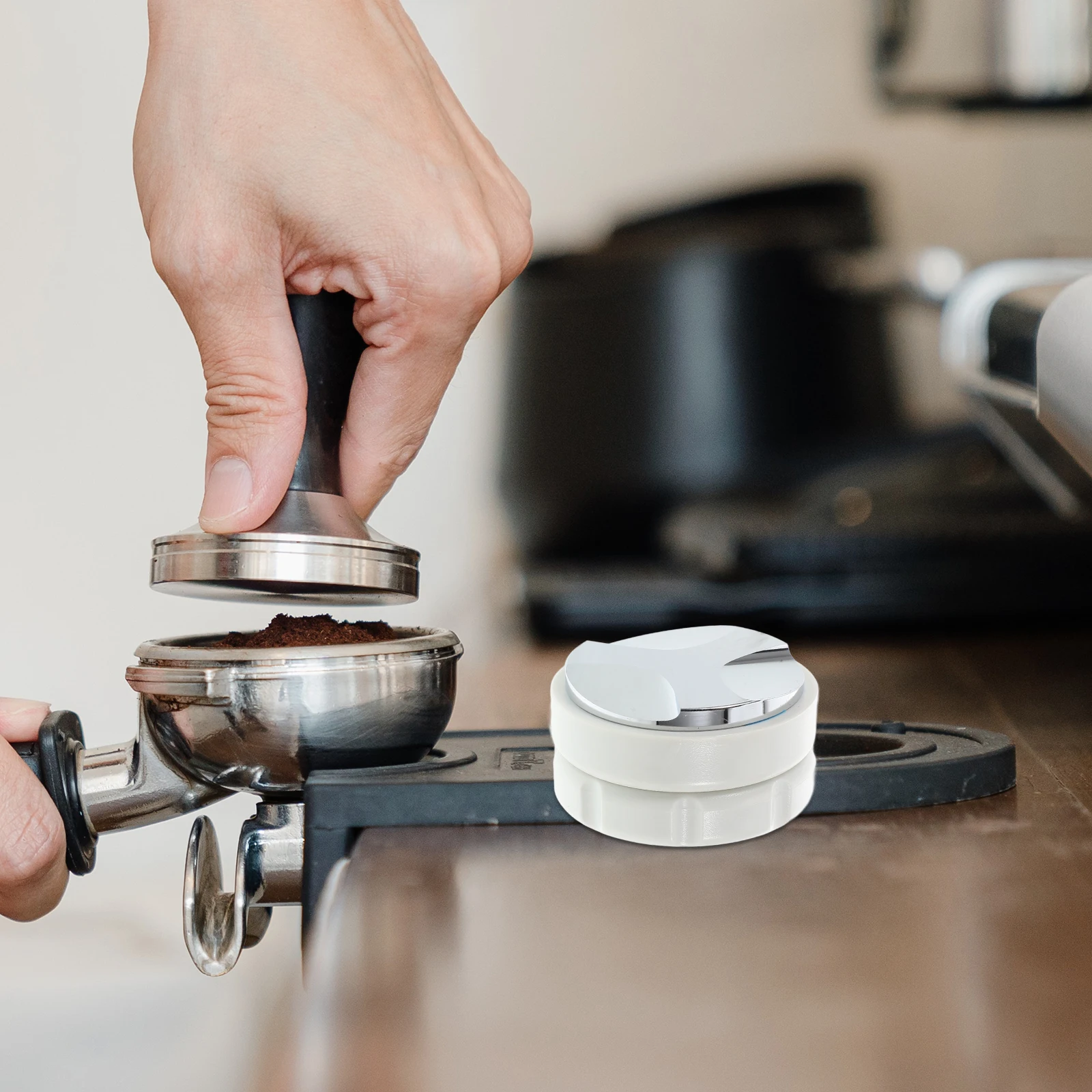 

Adjustable Espresso Distributor Tool Stainless Steel Coffee Leveler for 58mm Portafilter Tamper Machine Kitchen Accessory