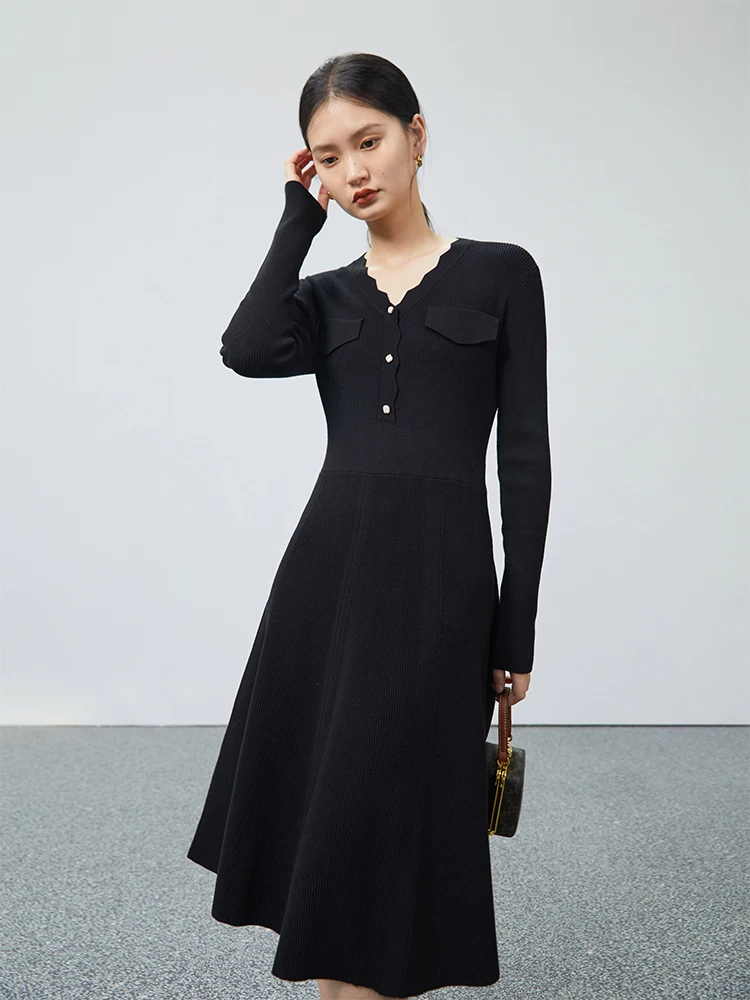 ZIQIAO Wavy V-Neck Single-breasted Women Long Knitted Dress Office Lady Winter New Black All-Match Strech Dress Pocket Design