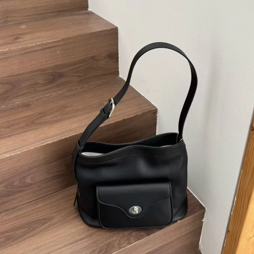 

Top Cowhide Women's Underarm Bucket Bag 2025 New Niche Design Large Capacity Commuting Tote Bag Fashionable Handbag Shoulder Bag