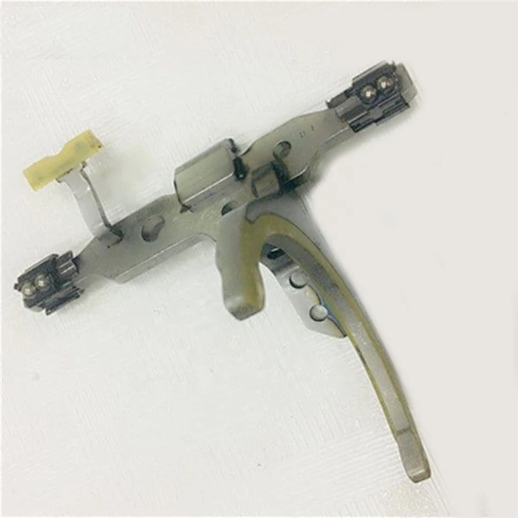 

2025Прямая продажа DL501 0B5 Автомобильная коробка передач сцепления обратного переключения вилок для AUDI A6 A7 Q5 A4 A5