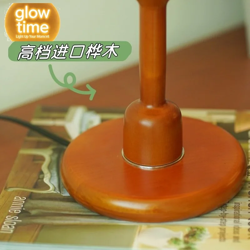 Mushroom lamp: bedside bedside style solid wood glass table lamp children's vintage cream style Korean cute atmosphere light