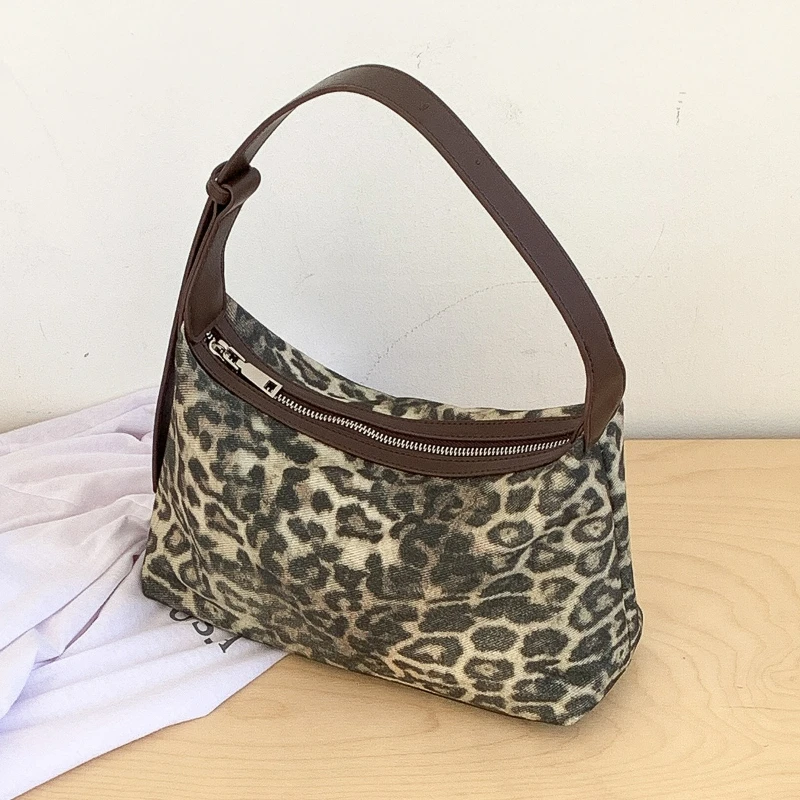 

Korean Versatile Texture Hobo Bag Trendy Leopard Print Simple Leisure Shoulder Bag Retro Casual Women Commuter Handle Bag